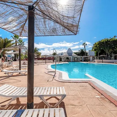 Apartment Marisol Wifi Stunning Pool Costa Teguise