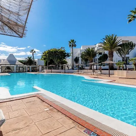 Apartment Marisol Wifi Stunning Pool Costa Teguise