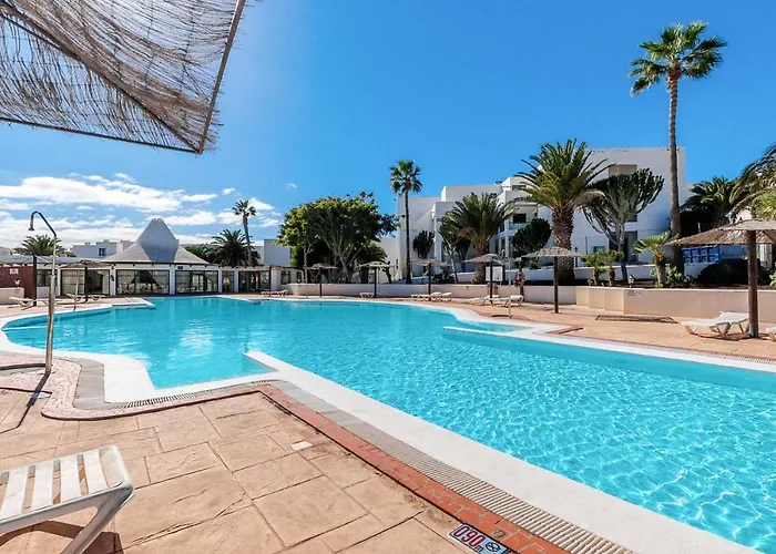 Апартаменты Marisol Wifi Stunning Pool Коста-Тегисе